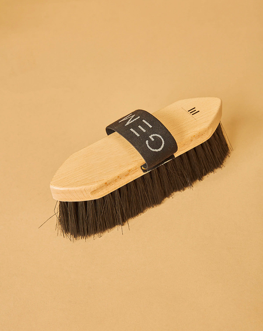 Brosse poils longs•Noir